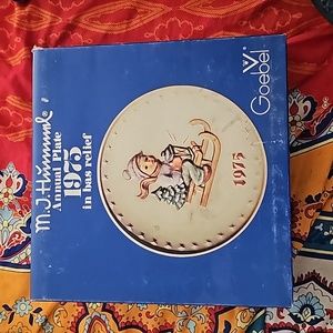 HUMMEL PLATE "RIDE INTO CHRISTMAS" 1975 GOEBEL 8633 Rosenthal west Germany